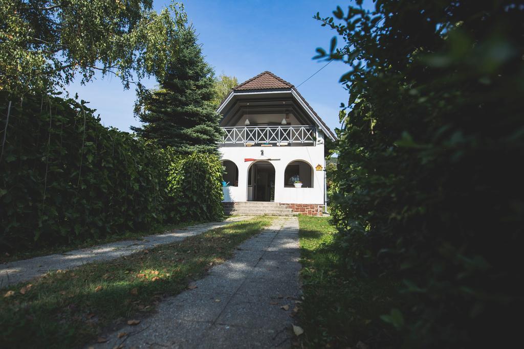Vila Csónakos ház / The boat house Badacsonyörs Exteriér fotografie